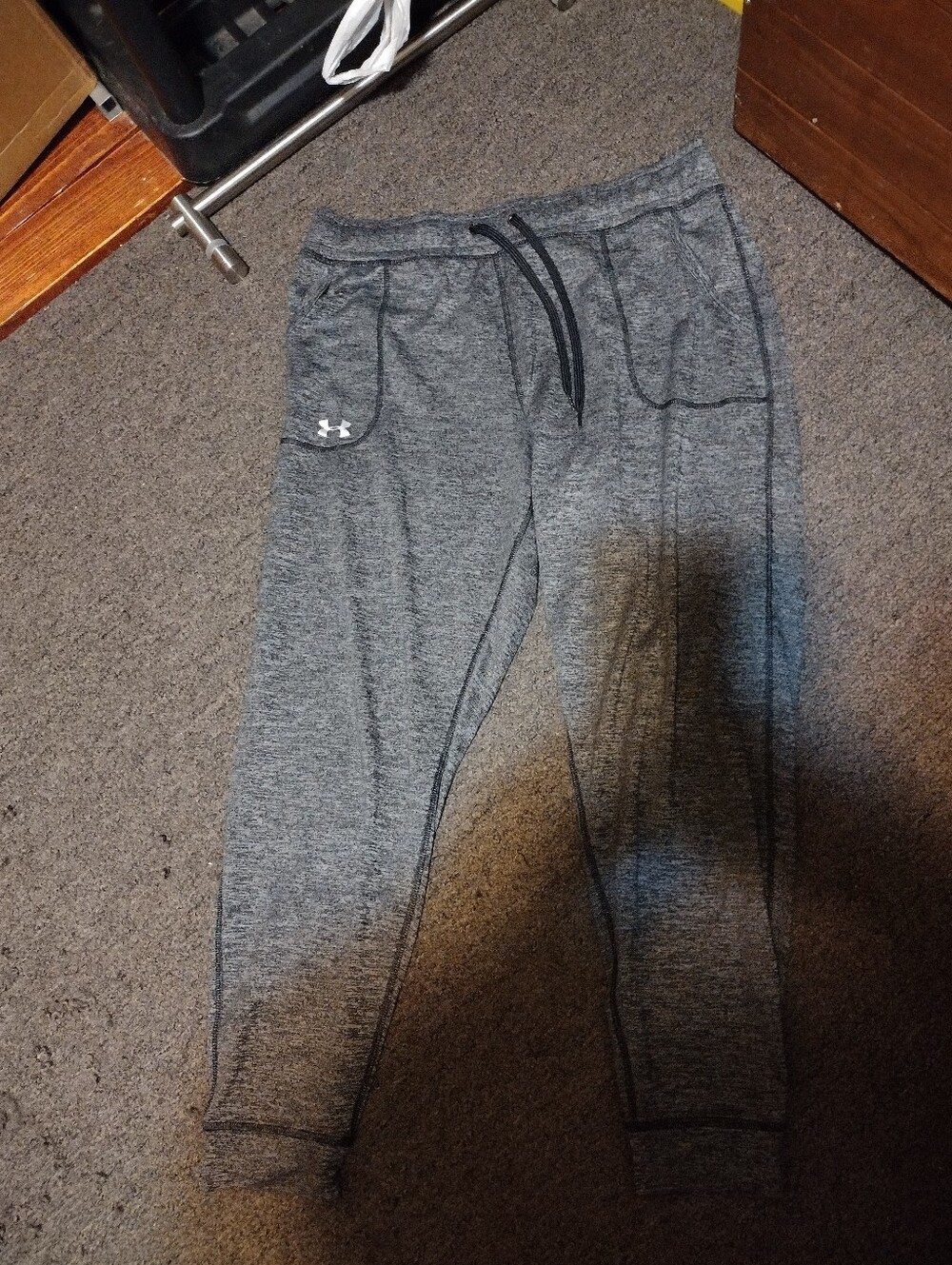 Under Armour Women's Gray Heather Jogger Pants with Black Drawstring Size Large